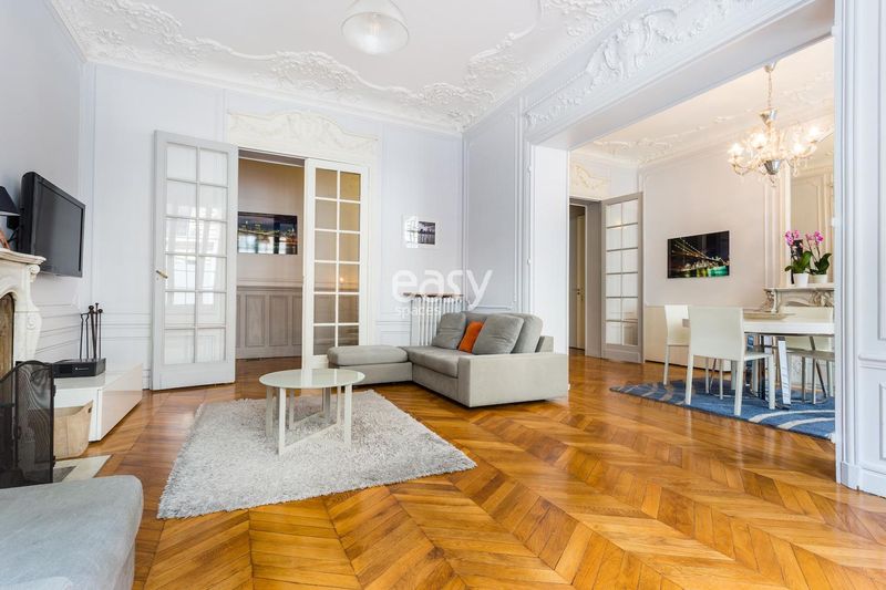 appartement haussmanien en location paris centre